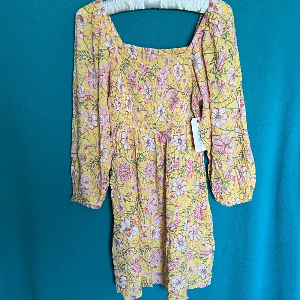 Billabong smocked dress nwt
